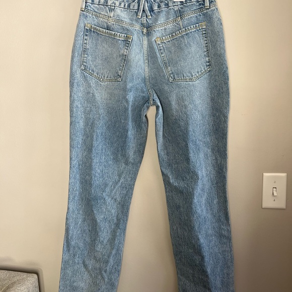 Good American Good Icon Jeans - Picture 7 of 10
